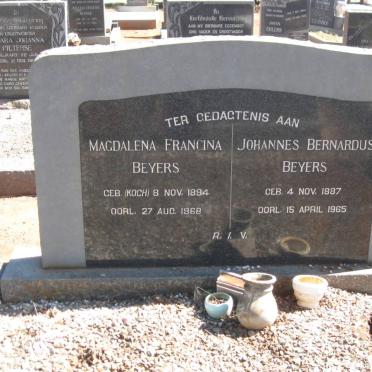 BEYERS Johannes Bernardus 1887-1965 &amp; Magdalena Francina KOCH 1894-1968
