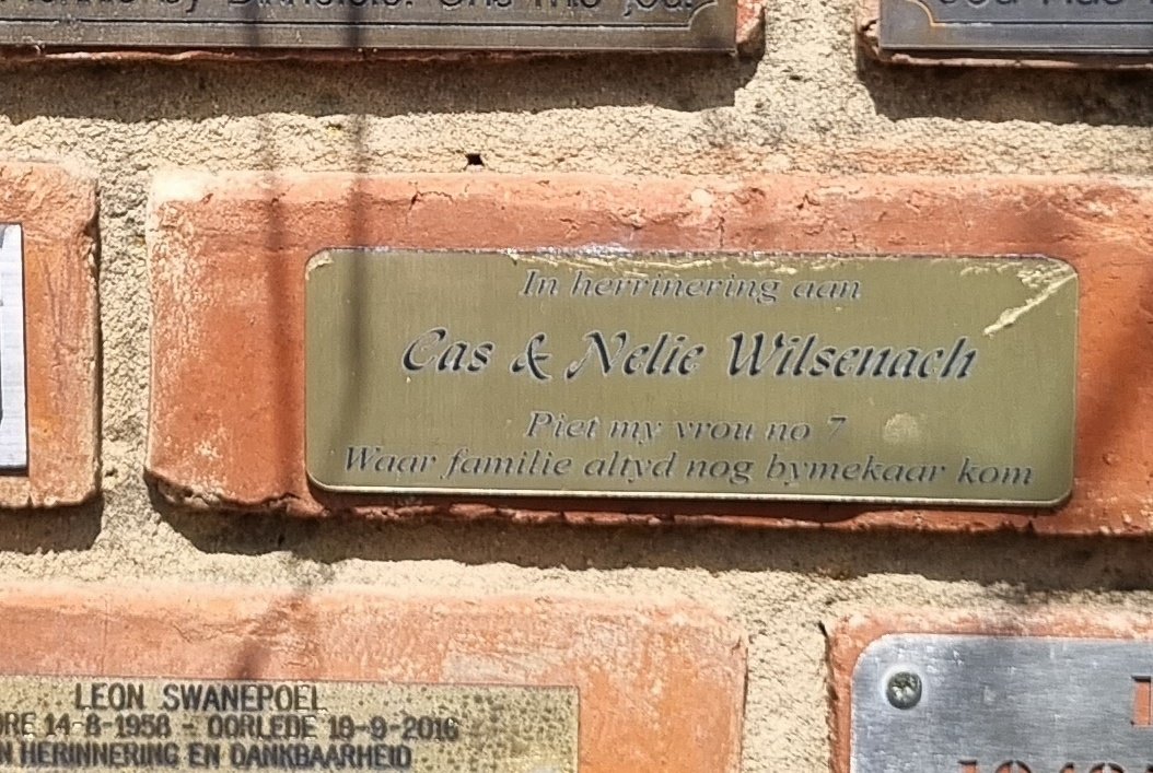 WILSENACH Cas & Nelie