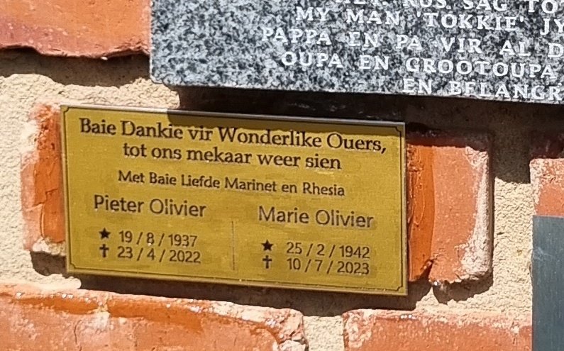 OLIVIER Pieter 1927-2022 & Marie 1942-2023