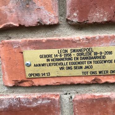 SWANEPOEL Leon 1958-2016