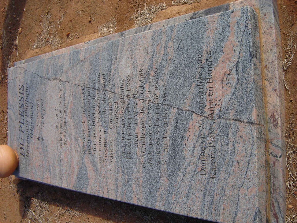 PLESSIS Hermanus Phillupus, du 1961-2002