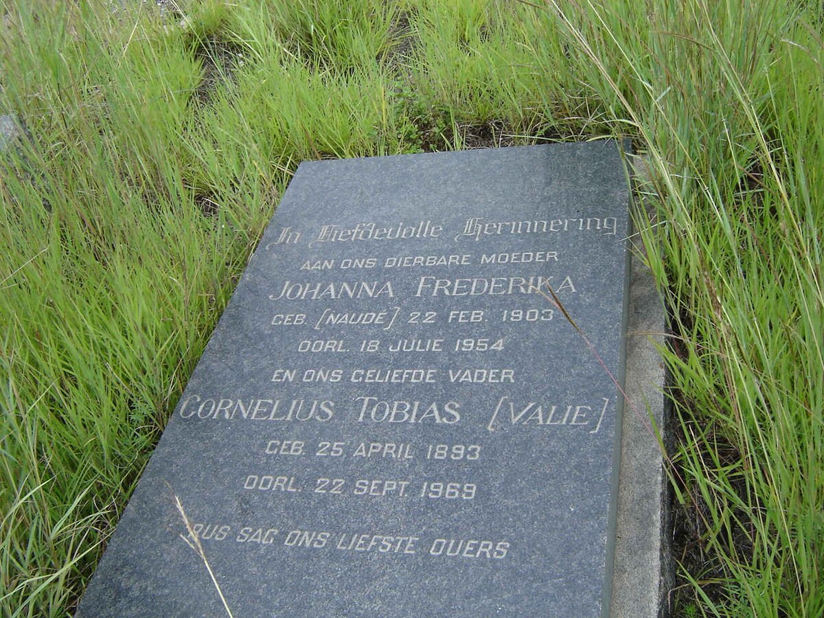 VERWEY Cornelius Tobias 1893-1969 &amp; Johanna Frederika NAUDE 1903-1954