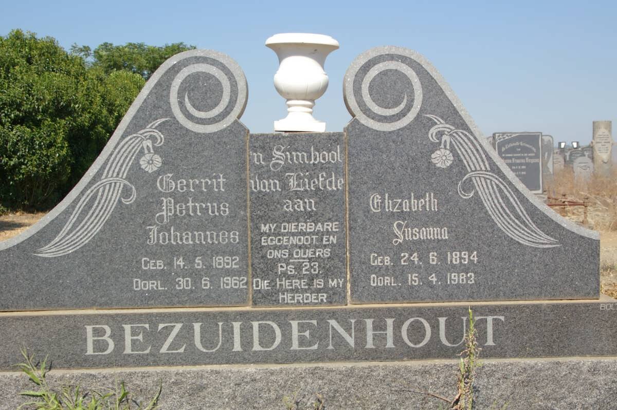 BEZUIDENHOUT Gerrit Petrus Johannes 1892-1962 &amp; Elizabeth Susanna 1894-1983