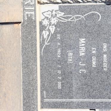 FOURIE Johannes Frederick 1917-1986 &amp; Maria J.C. 1924-2010