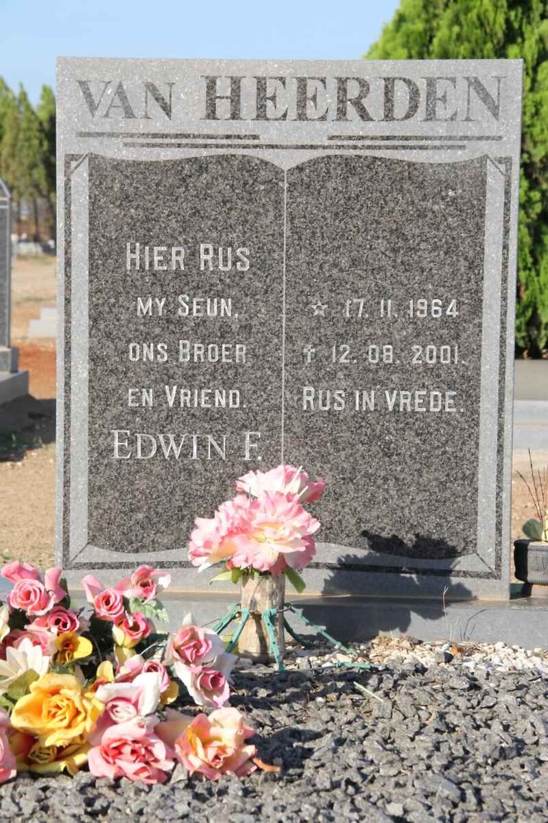 HEERDEN Edwin F., van 1964-2001