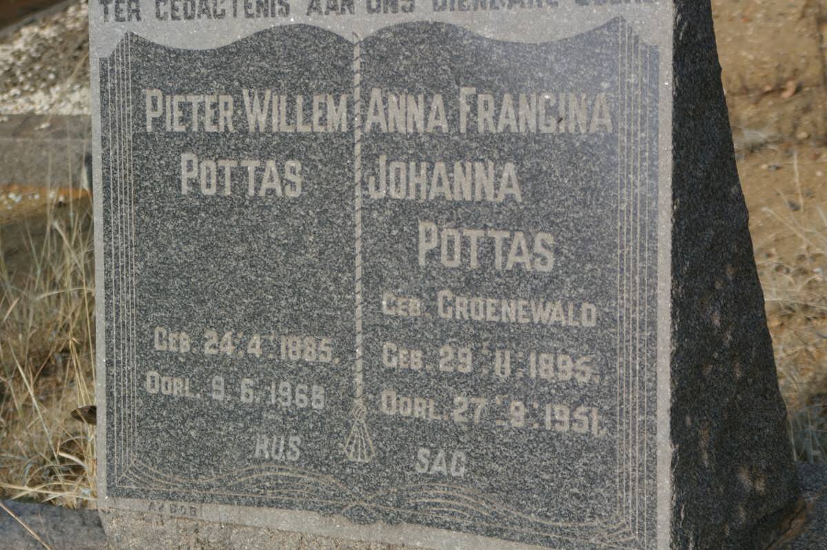 POTTAS Pieter Willem 1885-1966 &amp; Anna Francina Johanna GROENEWALD 1895-1951