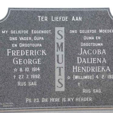 SMUTS Frederick George 1914-1992 &amp; Jacoba Daliena Hendrieka WILLIMSE 1922-