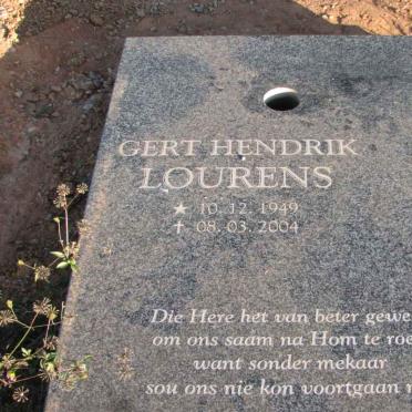 LOURENS Gert Hendrik 1949-2004