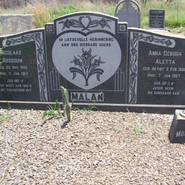 MALAN Nicolaas Rossouw 1885-1967 &amp; Anna Debora Aletta RETIEF 1888-1967