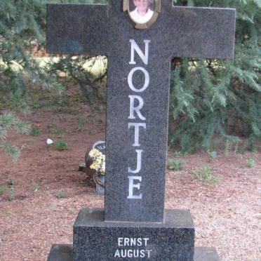 NORTJE Ernst August 1984-1997