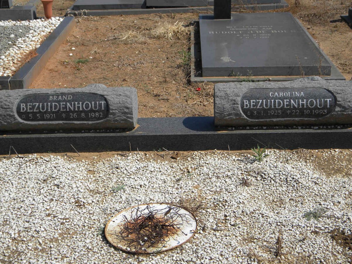 BEZUIDENHOUT Brand 1921-1982 &amp; Carolina 1925-1993