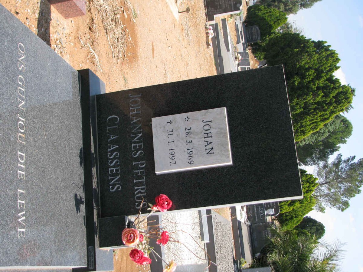 CLAASSENS Johannes Petrus 1969-1997