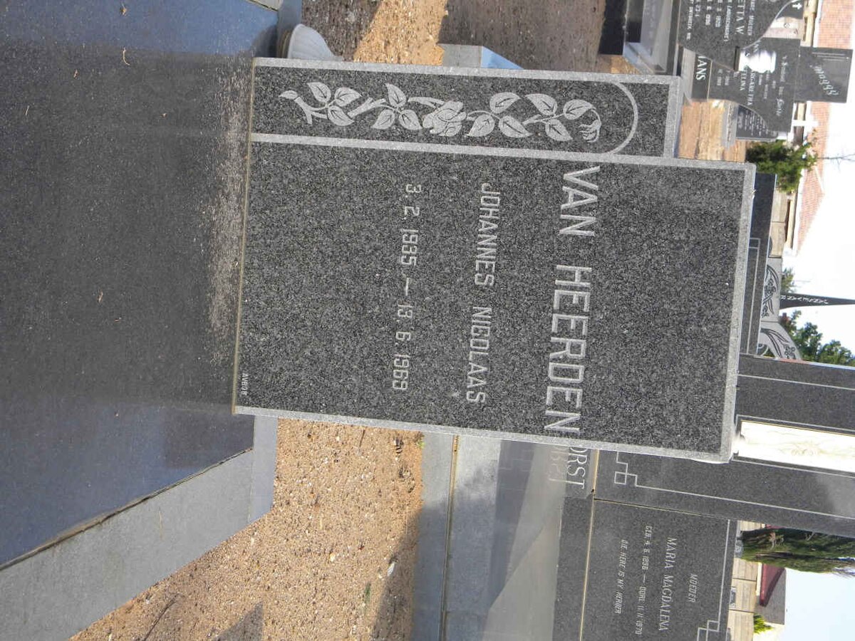 HEERDEN Johannes Nicolaas, van 1935-1969