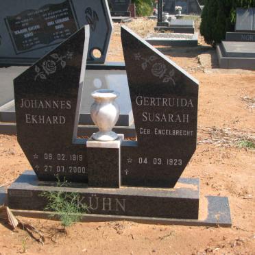 KÜHN Johannes Ekhard 1919-2000 &amp; Gertruida Susarah ENGELBRECHT 1923-