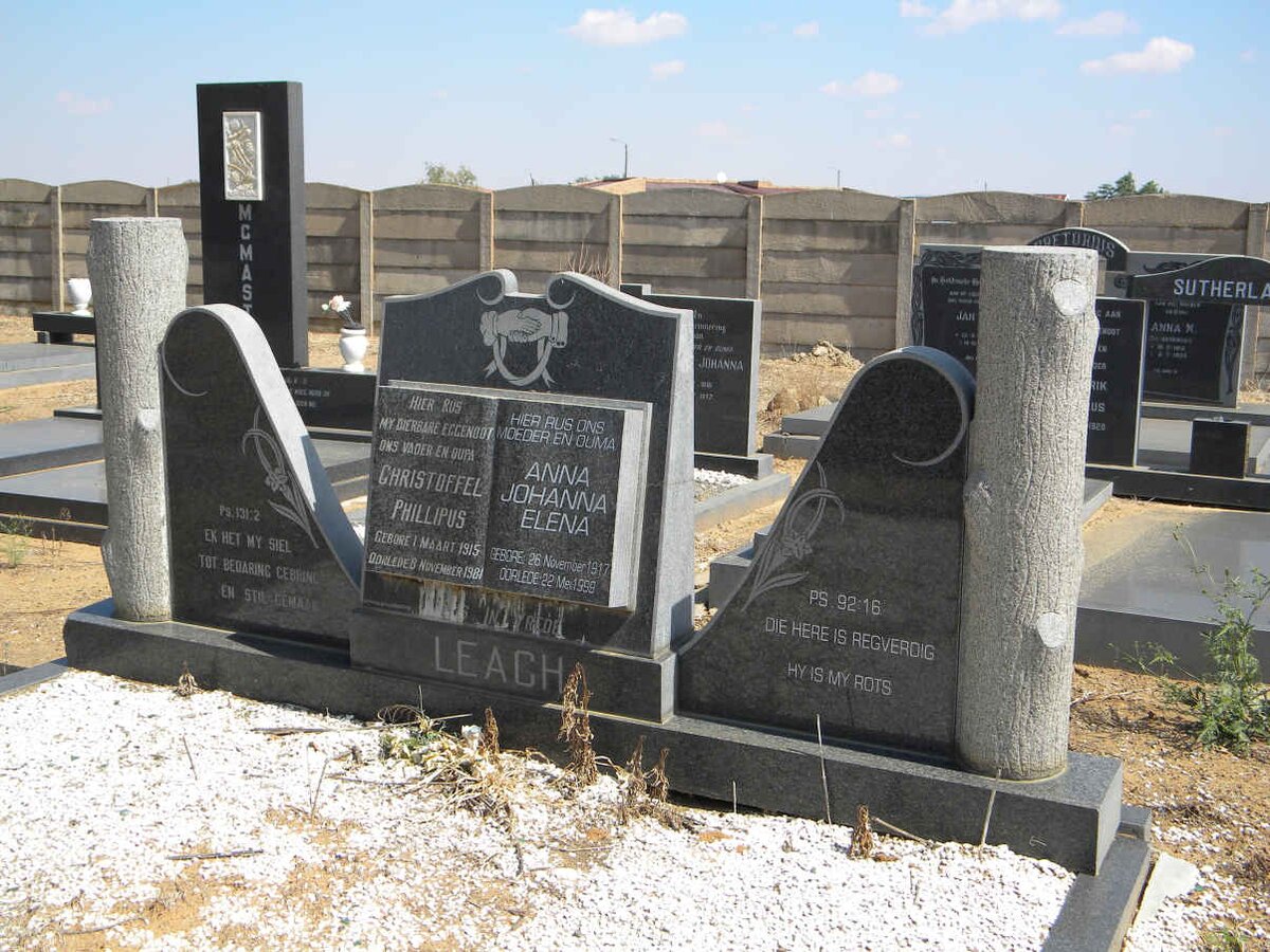 LEACH Christoffel Phillipus 1915-1981 &amp; Anna Johanna Elena 1917-1999