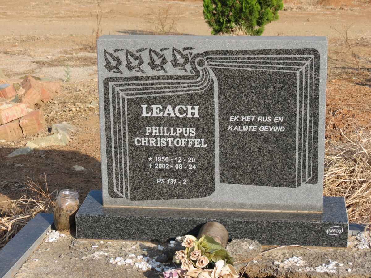 LEACH Phillpus Christoffel 1956-2002