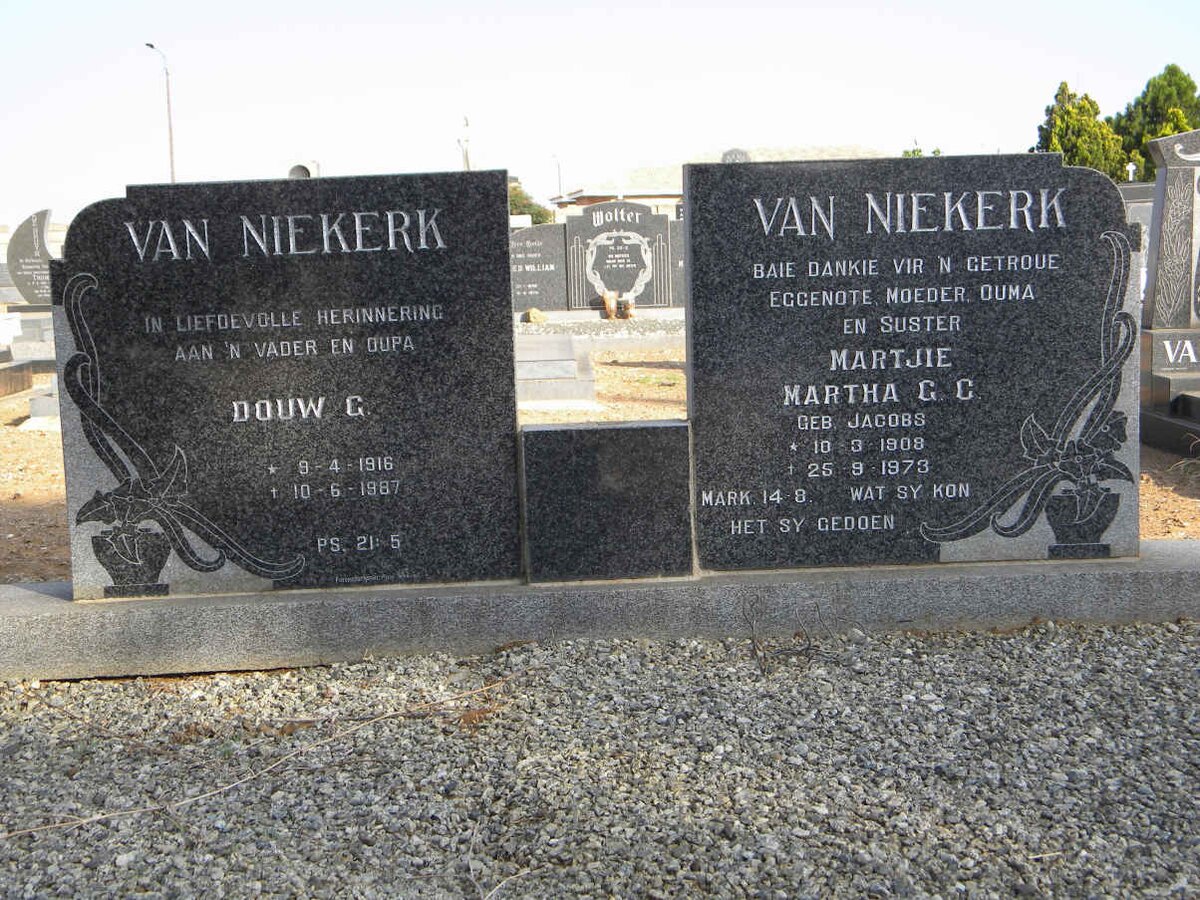 NIEKERK Douw G., van 1916-1987 &amp; Martha G.C.JACOBS 1908-1973