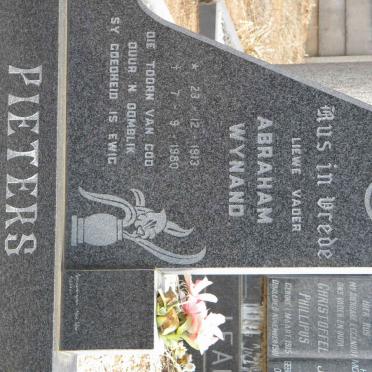 P - Vanne :: Surnames - P