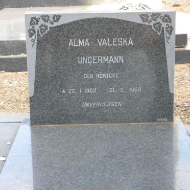 U - Surnames :: Vanne - U