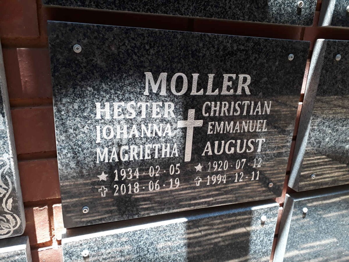 MOLLER Christian Emmanuel August 1920-1994 &amp; Hester Johanna Magrietha 1934-2018