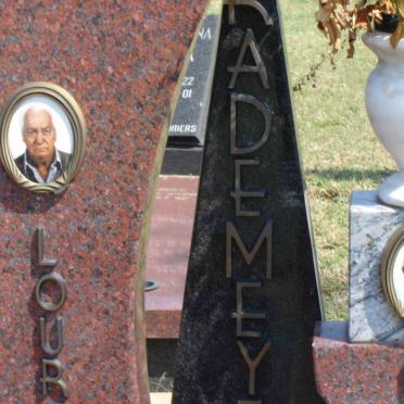 RADEMEYER Lourens Theodorus 1928-2000 &amp; Martha Johanna LUBBE 1934