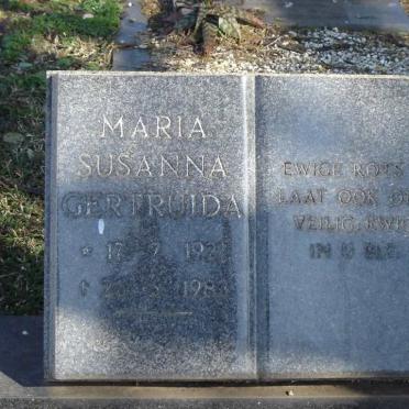 ZYL Dirk Petrus Francois, van 1919-1984 &amp; Maria Susanna Gertruida 1927-1983_3