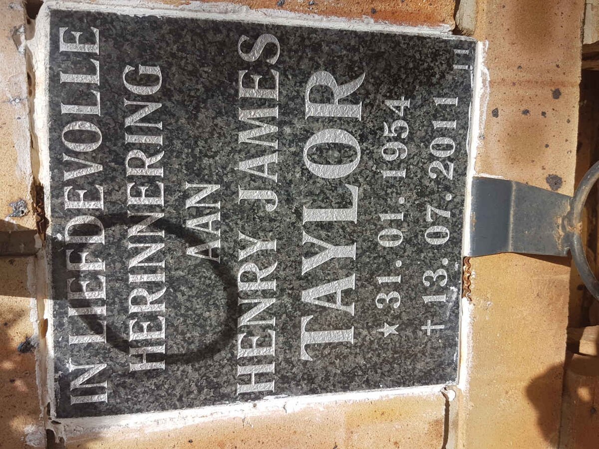 TAYLOR Henry James 1954-2011