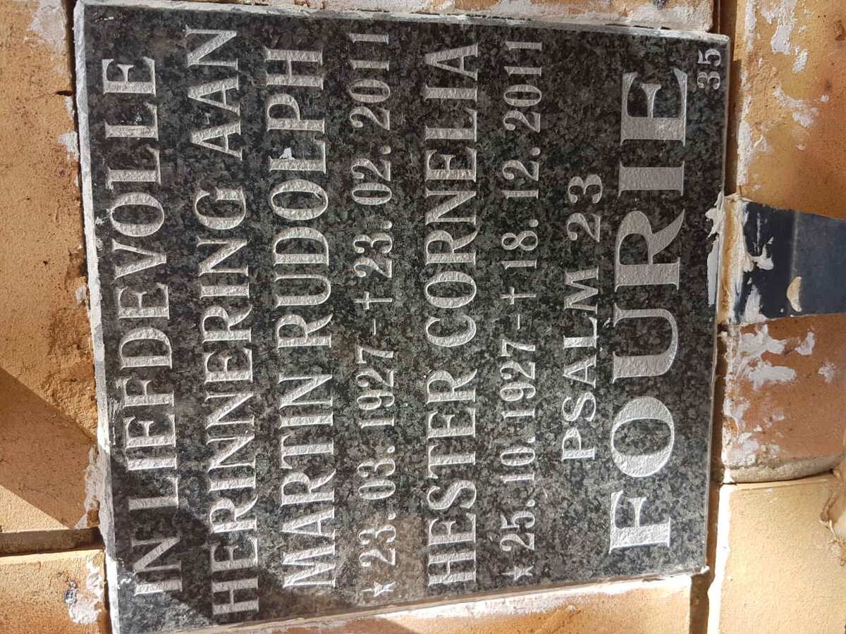 FOURIE Martin Rudolph 1927-2011 &amp; Hester Cornelia 1927-2011