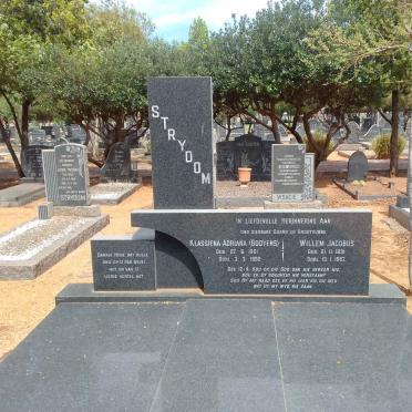 STRYDOM Willem Jacobus 1891-1957 &amp; Klassiena Adriana BOOYENS 1901-1982