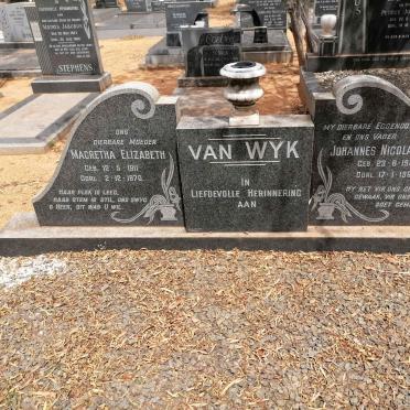 WYK Johannes Nicolaas, van 1903-1963 &amp; Magretha Elizabeth 1911-1970