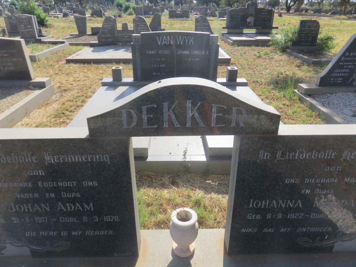 DEKKER Johan Adam 1917-1978 &amp; Johanna Magdalena 1922-20??