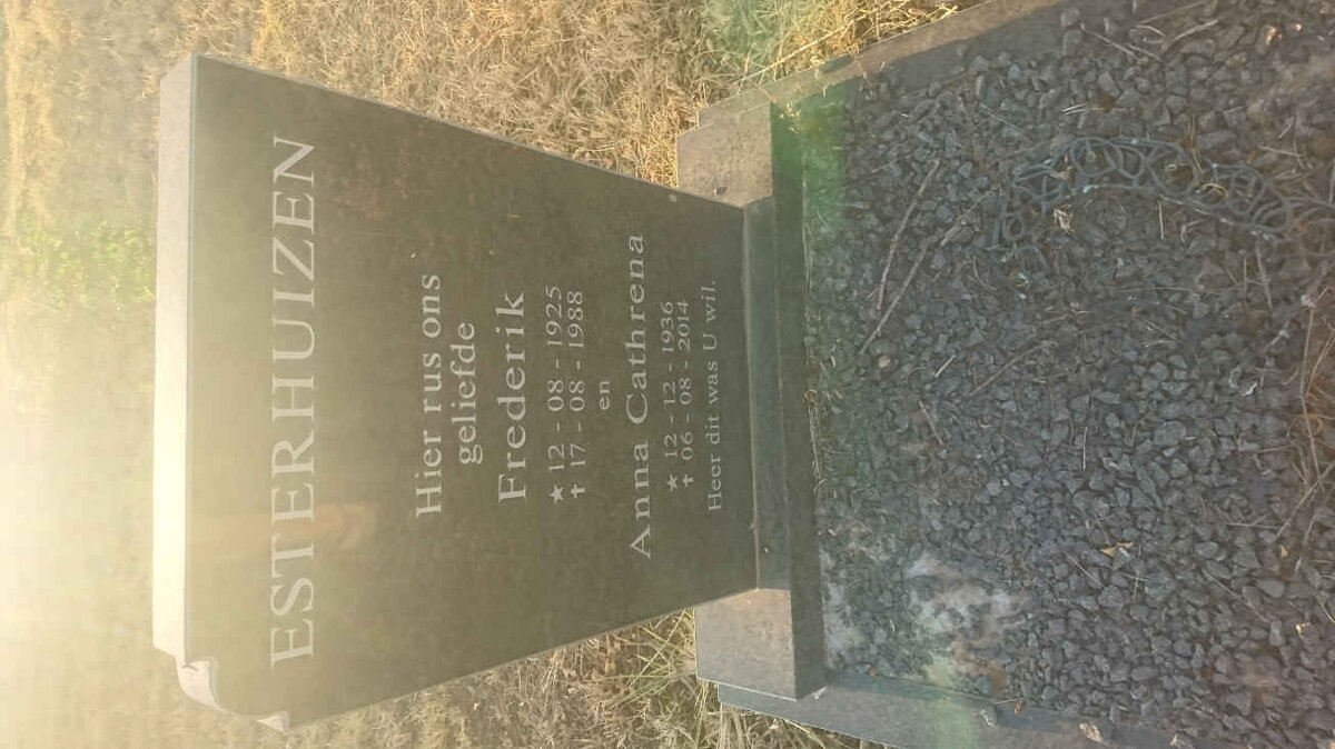 ESTERHUIZEN Frederik 1925-1988 &amp; Anna Cathrena 1936-2014