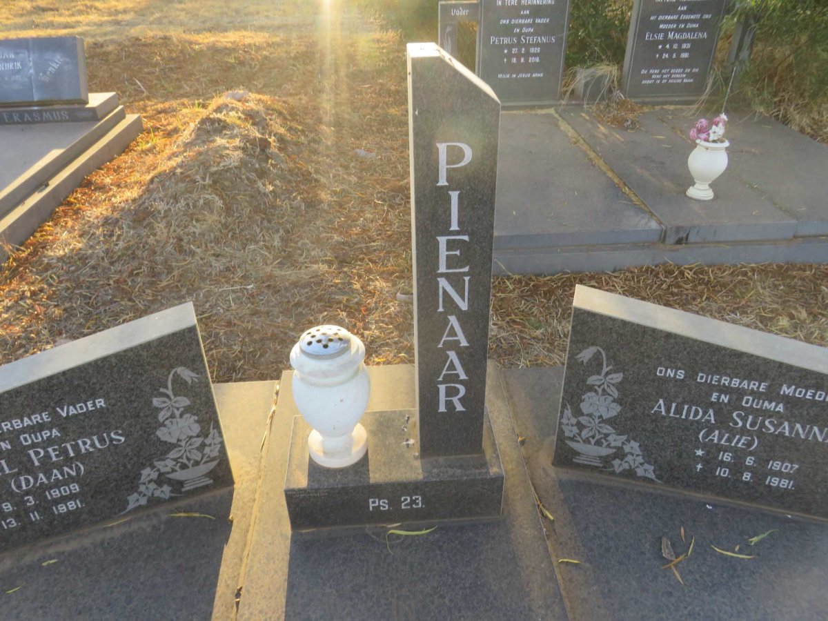 PIENAAR Daniel Petrus 1909-1981 &amp; Alida Susanna 1907-1981