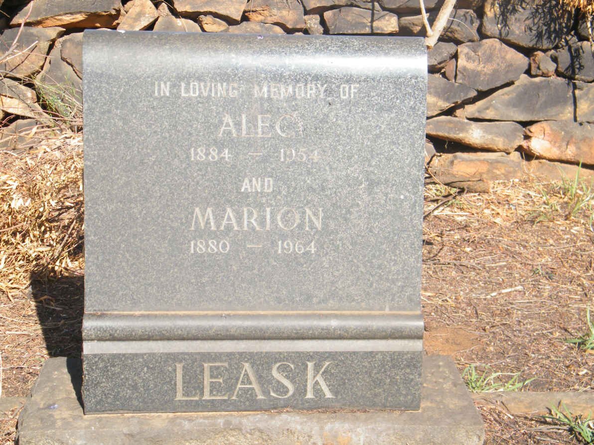 LEASK Alec 1884-1954 &amp; Marion 1880-1964