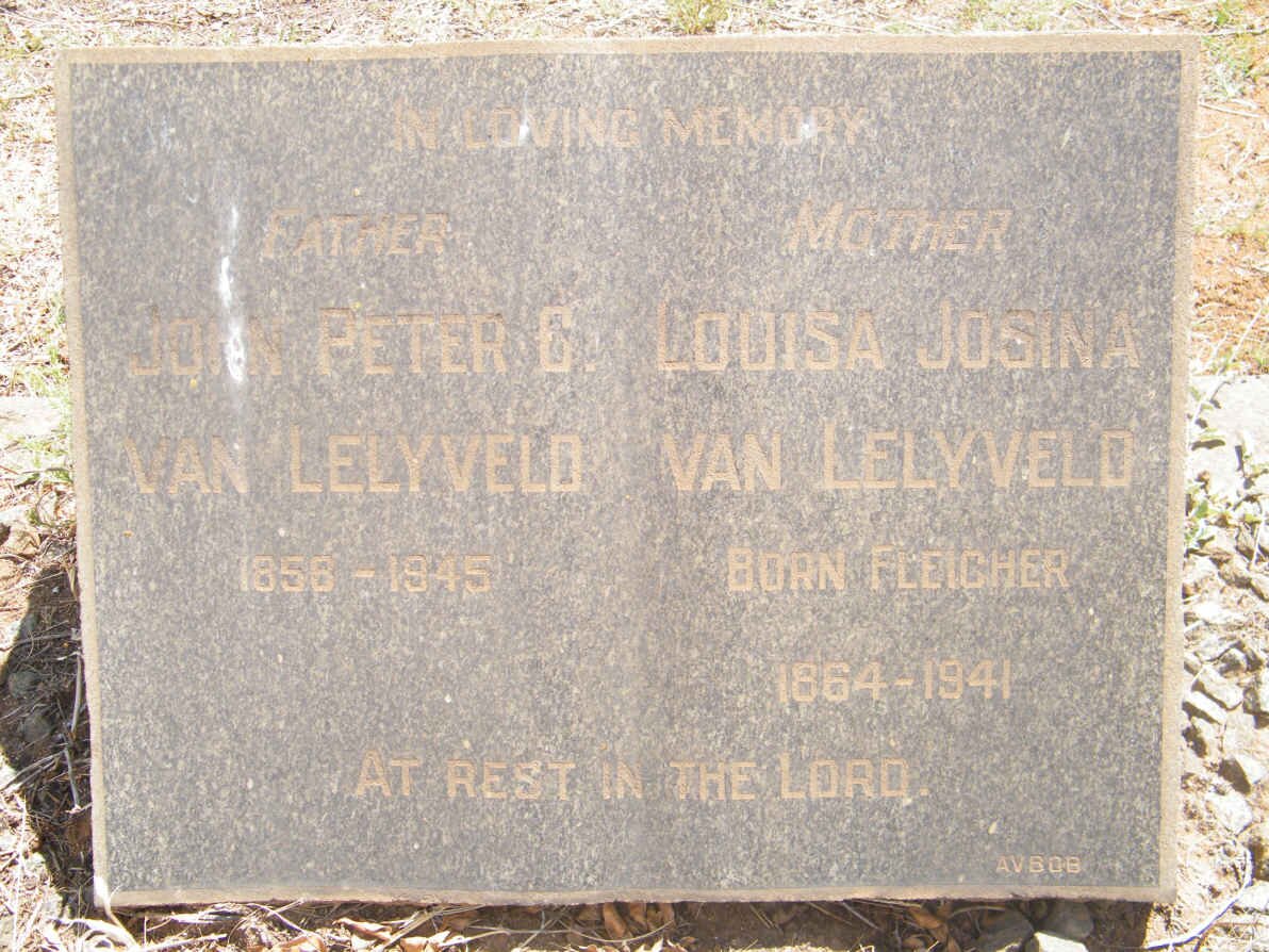 LELYVELD John Peter C., van 1858-1945 &amp; Louisa Josina FLEICHER 1864-1941