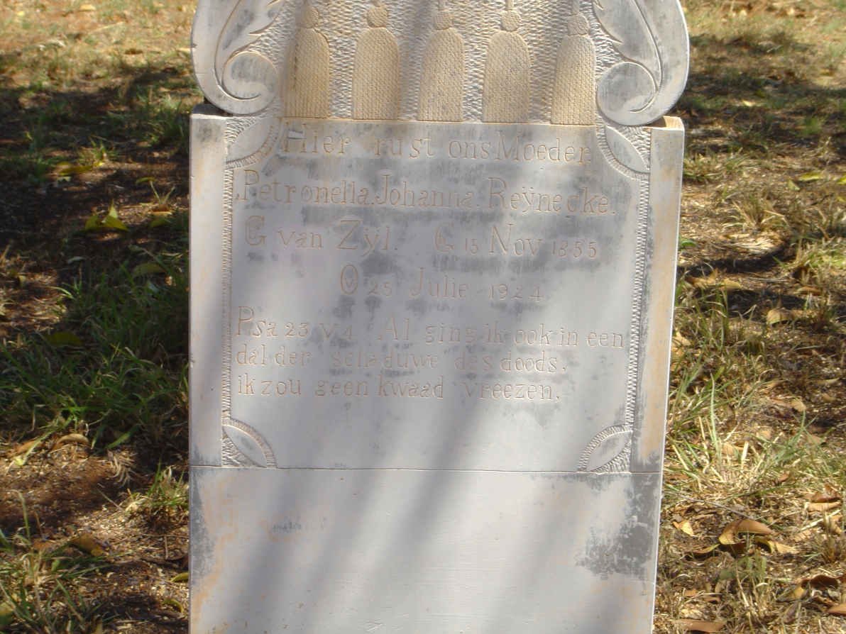 REYNECKE Petronella Johanna nee VAN ZYL 1855-1924
