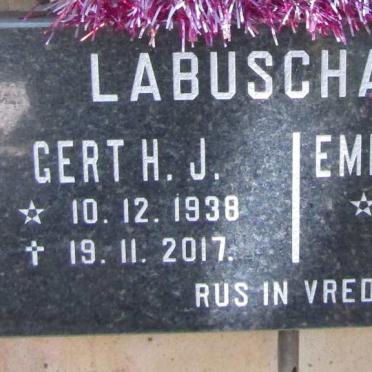 LABUSCHAGNE Gert H.J. 1938-2017 &amp; Embrenzia J.S. 1949-