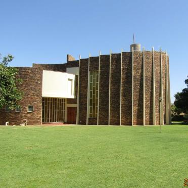 North West, KLERKSDORP, Declerqville, Nederduitsch Hervormde Kerk, Muur van herinnering
