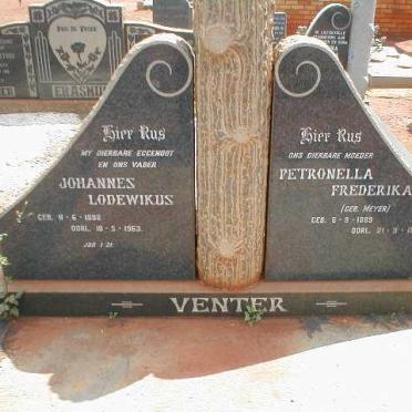 VENTER Johannes Lodewikus  1888-1963 &amp; Petronella Frederika  MEYER 1889-1972