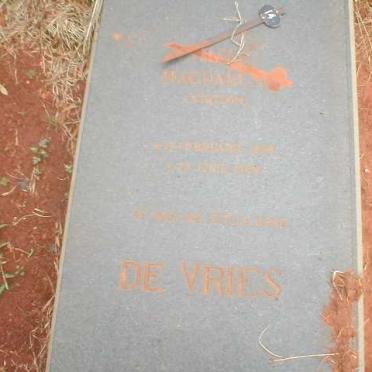 VRIES ? Magdalena, de nee STRYDOM