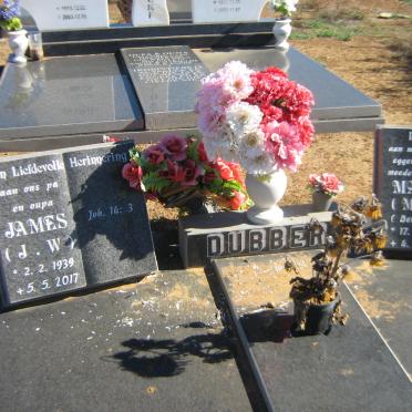 DUBBER J.W. 1939-2017 &amp; M.M. DELPORT 1950-1999