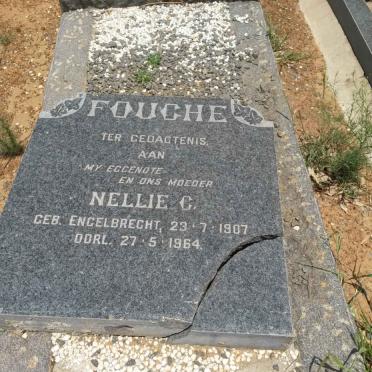 FOUCHE Nellie C. nee ENGELBRECHT 1907-1964