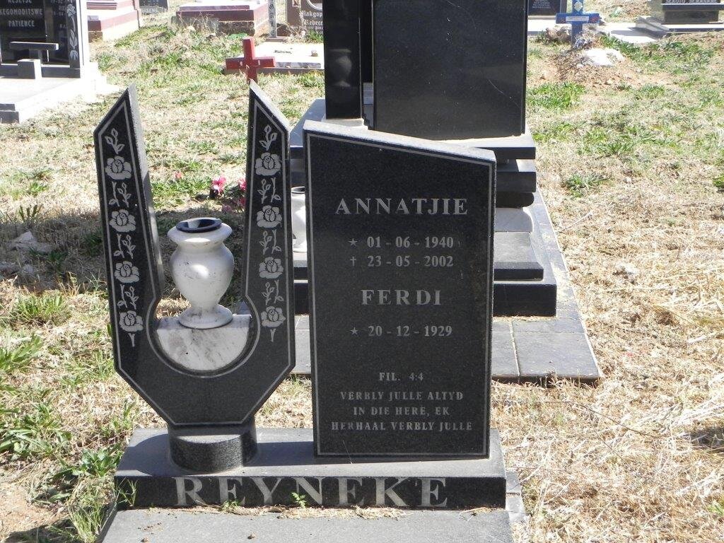 REYNEKE Ferdi 1929- &amp; Annatjie 1940-2002