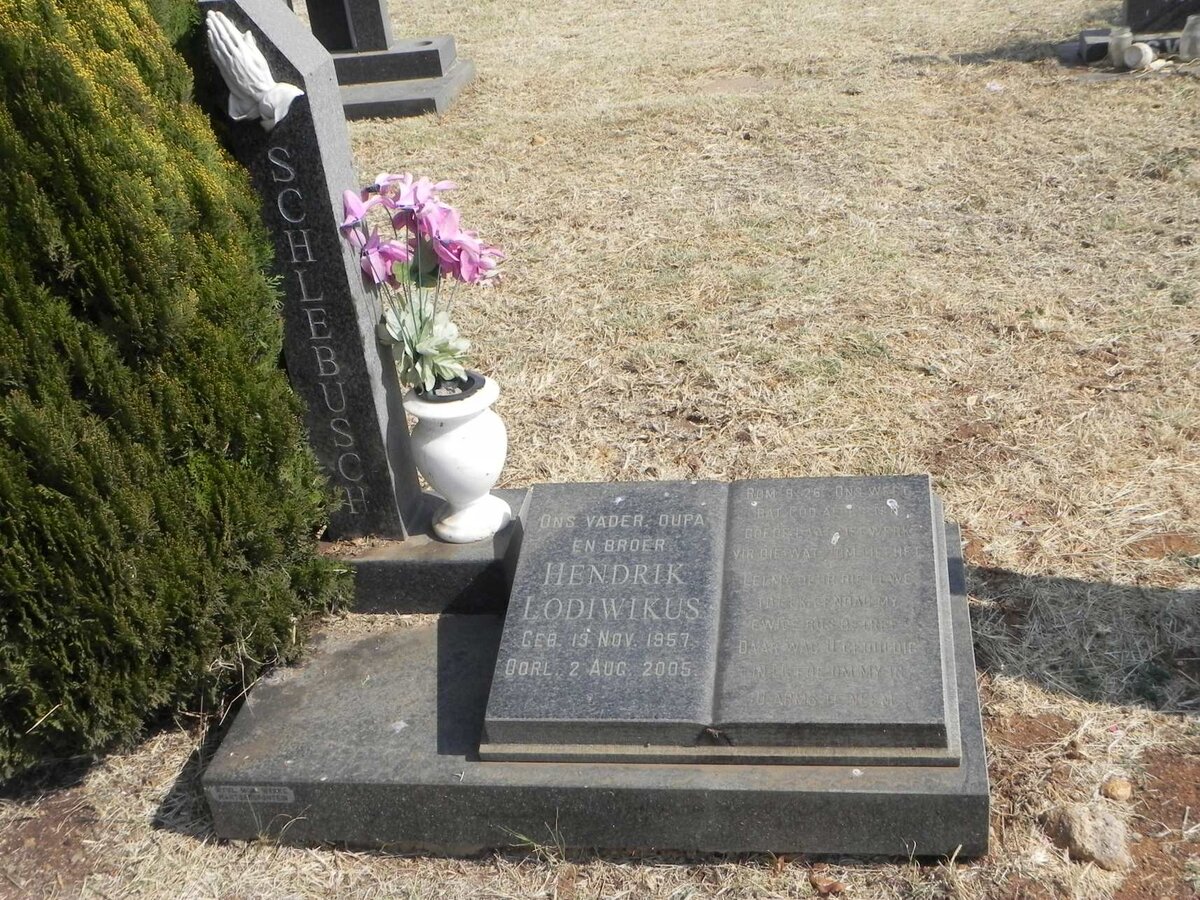 SCHLEBUSCH Hendrik Lodiwikus 1957-2005