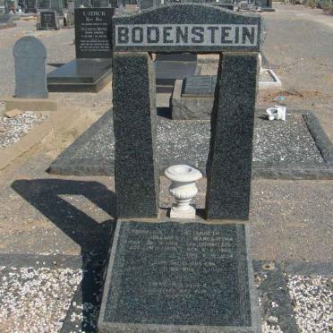 BODENSTEIN Cornelius Johannes 1859- &amp; Elizabeth Margaretha GROBBELAAR 1863-1934
