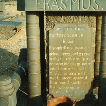 ERASMUS Theophillus George 1922-1942