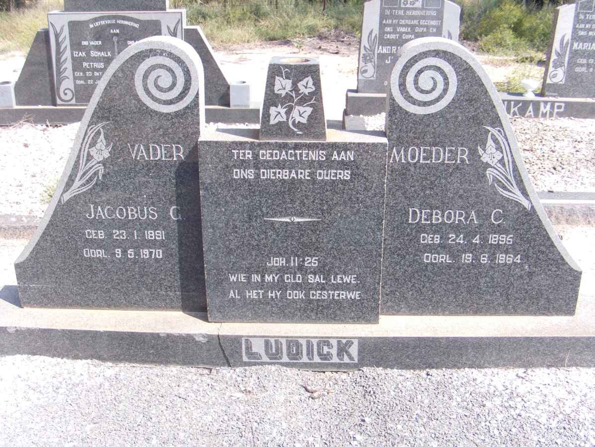 LUDICK Jacobus G. 1891-1970 &amp; Debora C. 1896-18?4