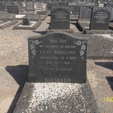 NIEMANN Lucia Christina nee BOOYENS 1889-1969