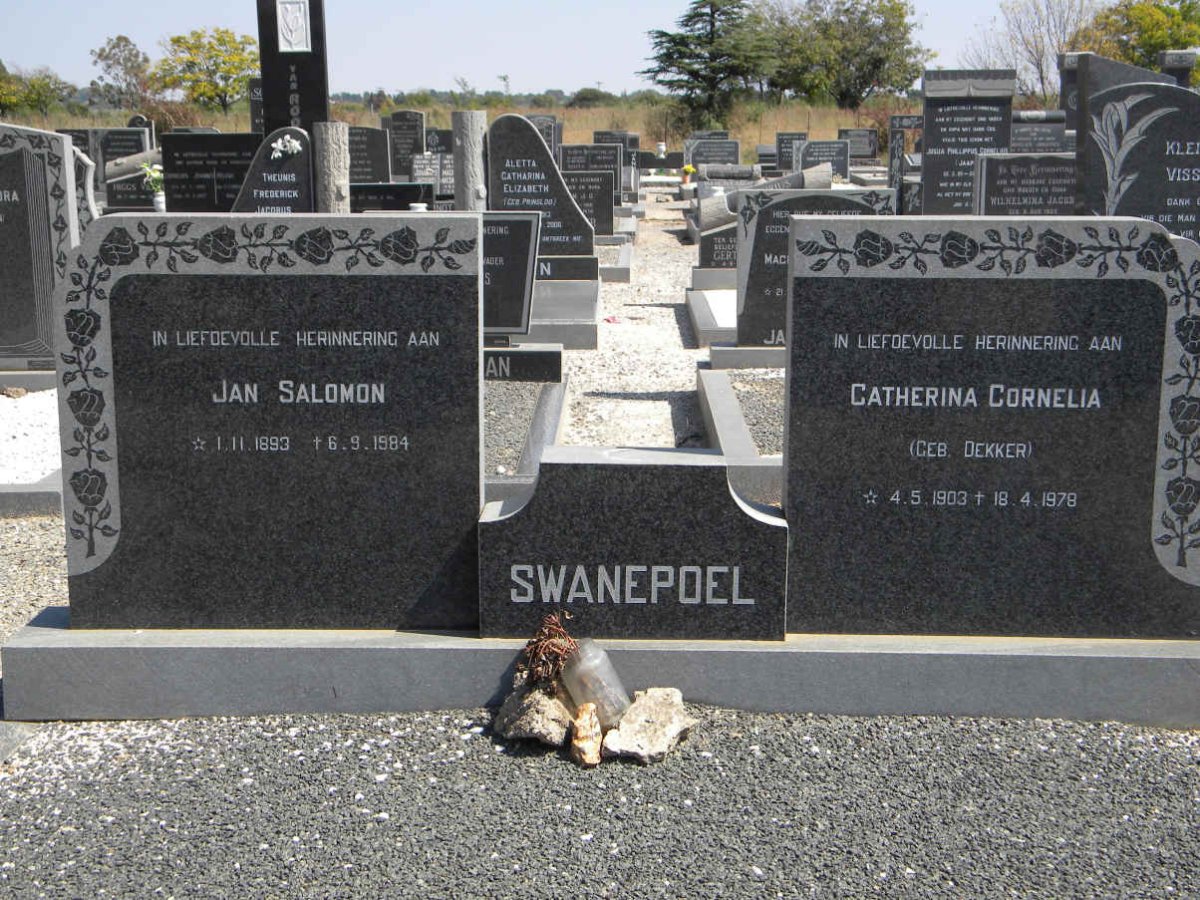 SWANEPOEL Jan Salomon 1893-1984 &amp; Catherina Cornelia DEKKER 1903-1978