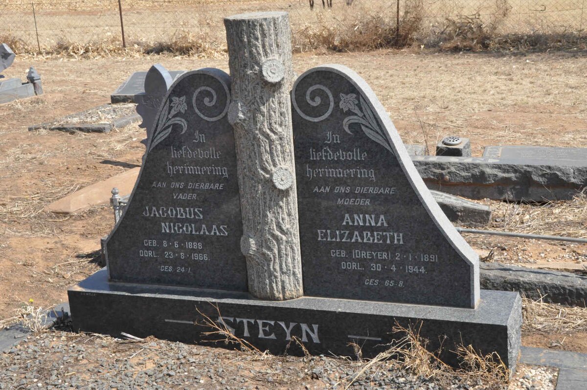STEYN Jacobus Nicolaas 1888-1966 &amp; Anna Elizabeth DREYER 1891-1944